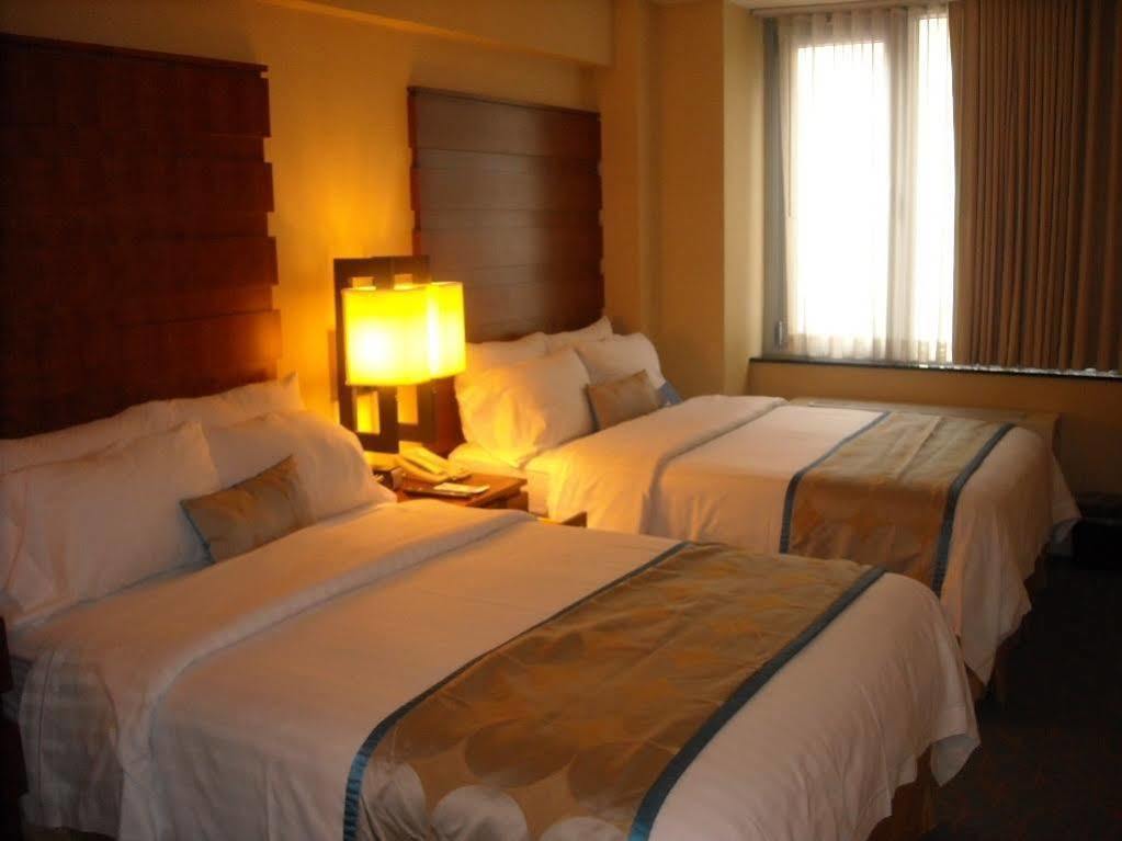 Fairfield Inn & Suites By Marriott New York Manhattan/Fifth Avenue Екстериор снимка